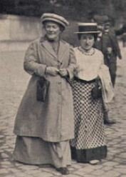 Клара Цеткин и Роза Люксембург. 1910 г.